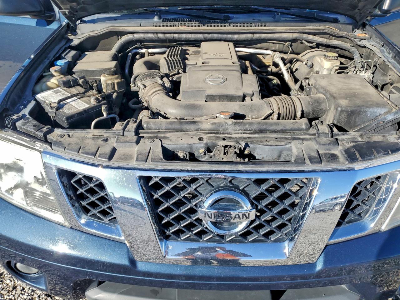 Nissan Frontier Sv Image 12