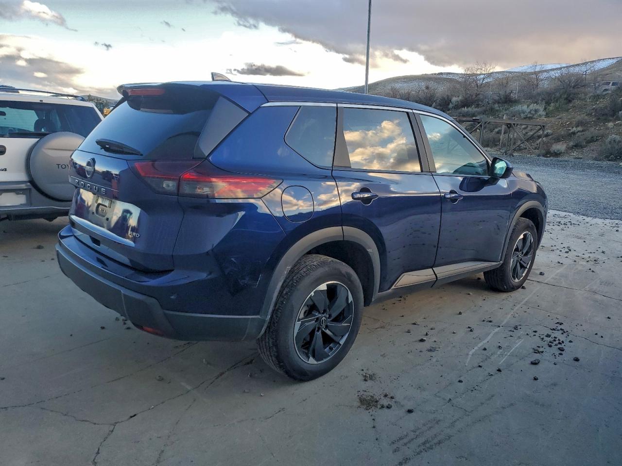 Nissan Rogue Sv Image 6