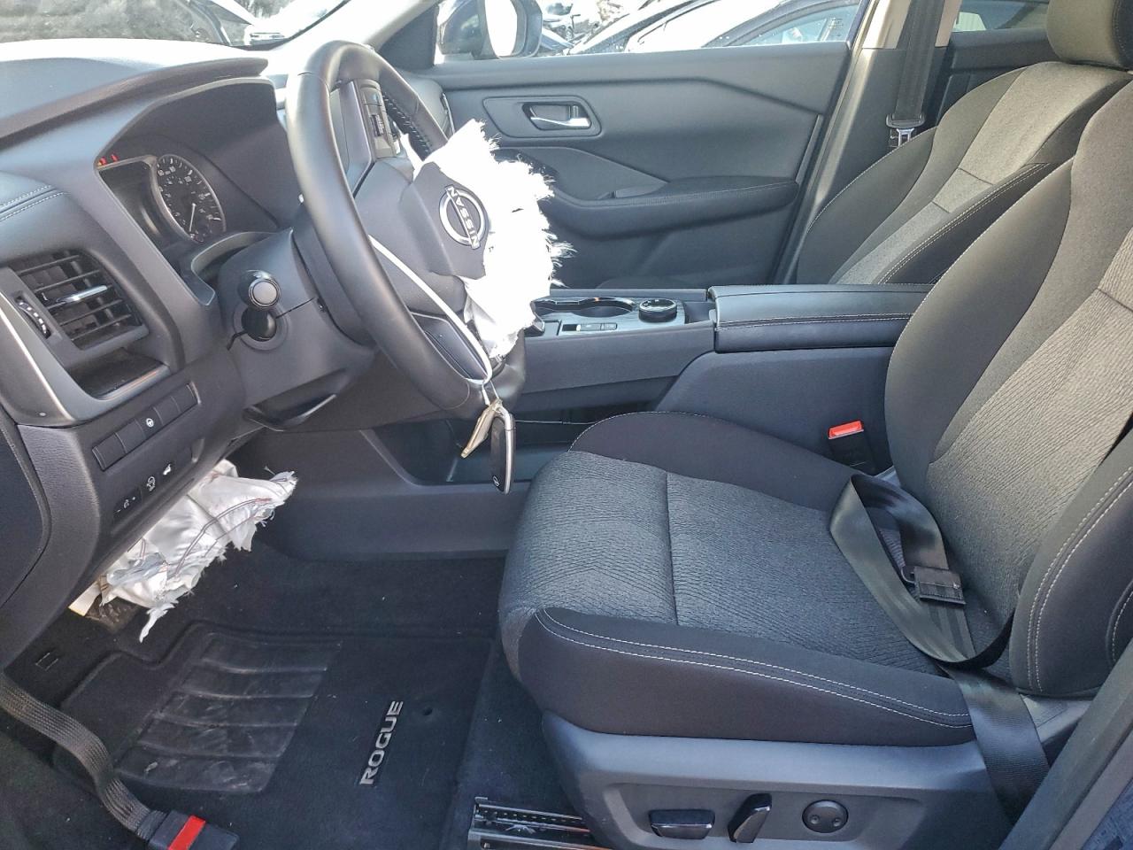 Nissan Rogue Sv Image 4