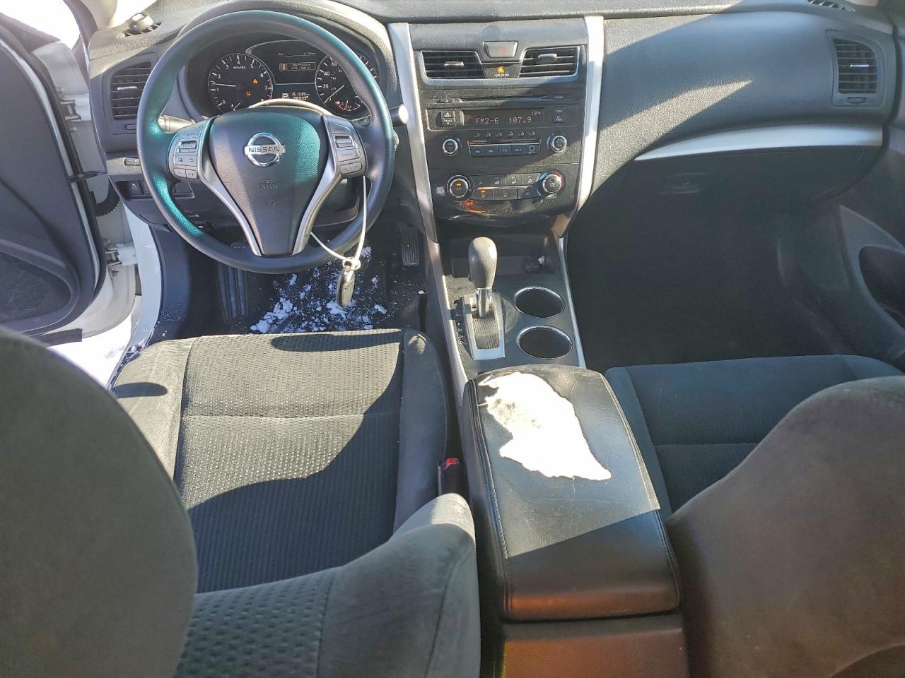 Nissan Altima 2.5 Image 5