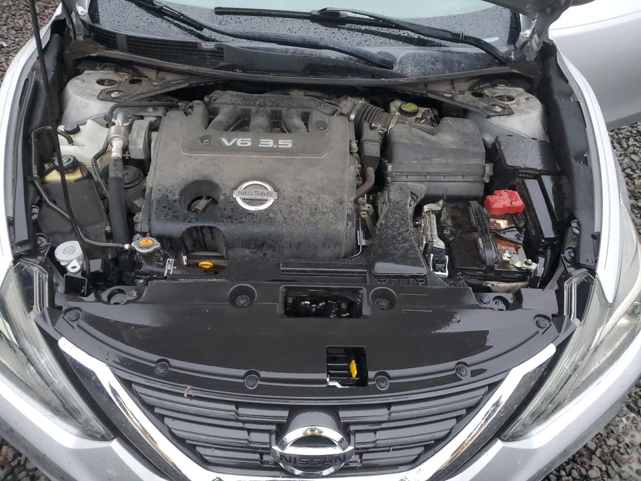 Nissan Altima 3.5sl Image 5