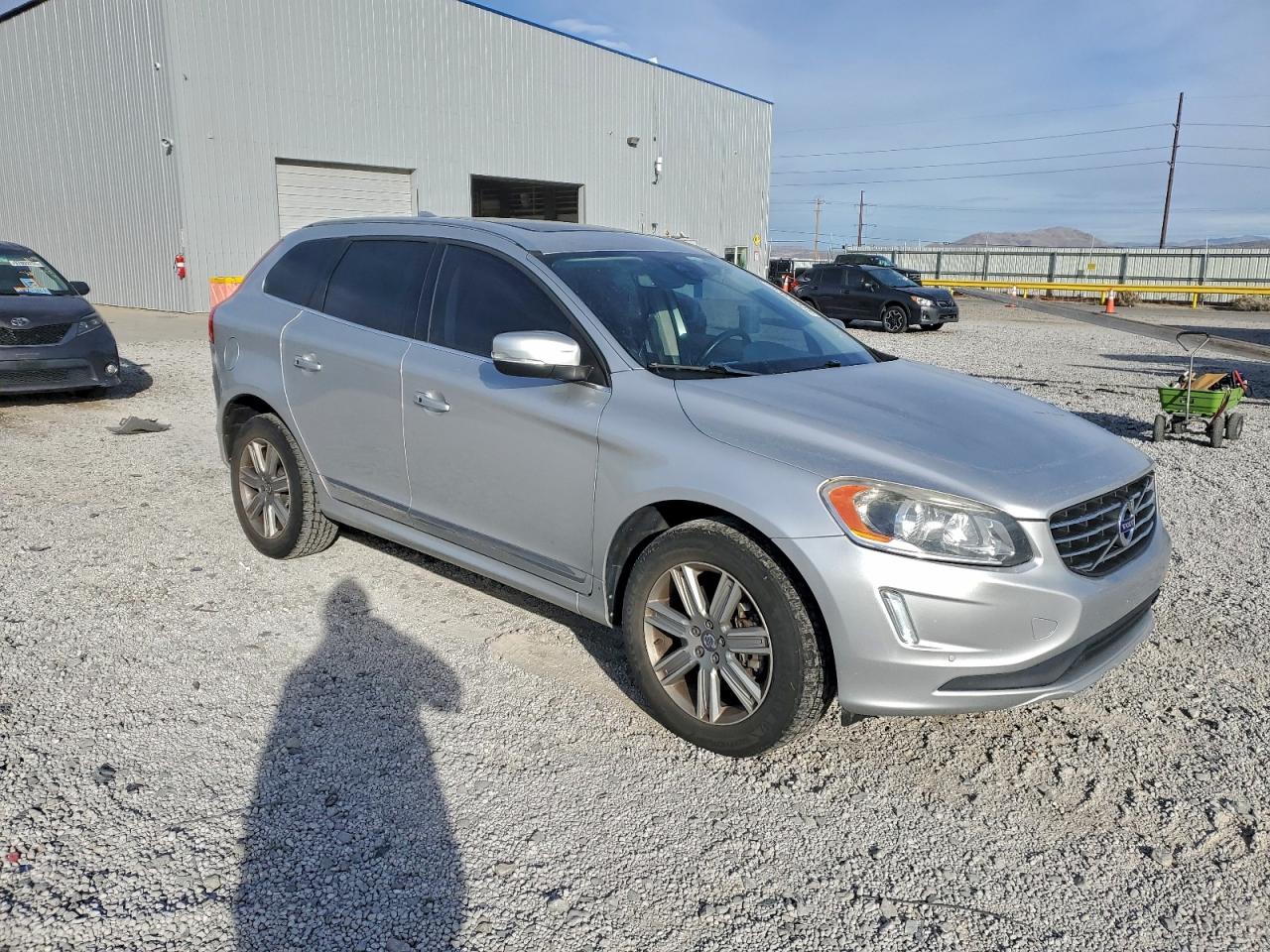 Volvo XC60 T6 Premier Image 9