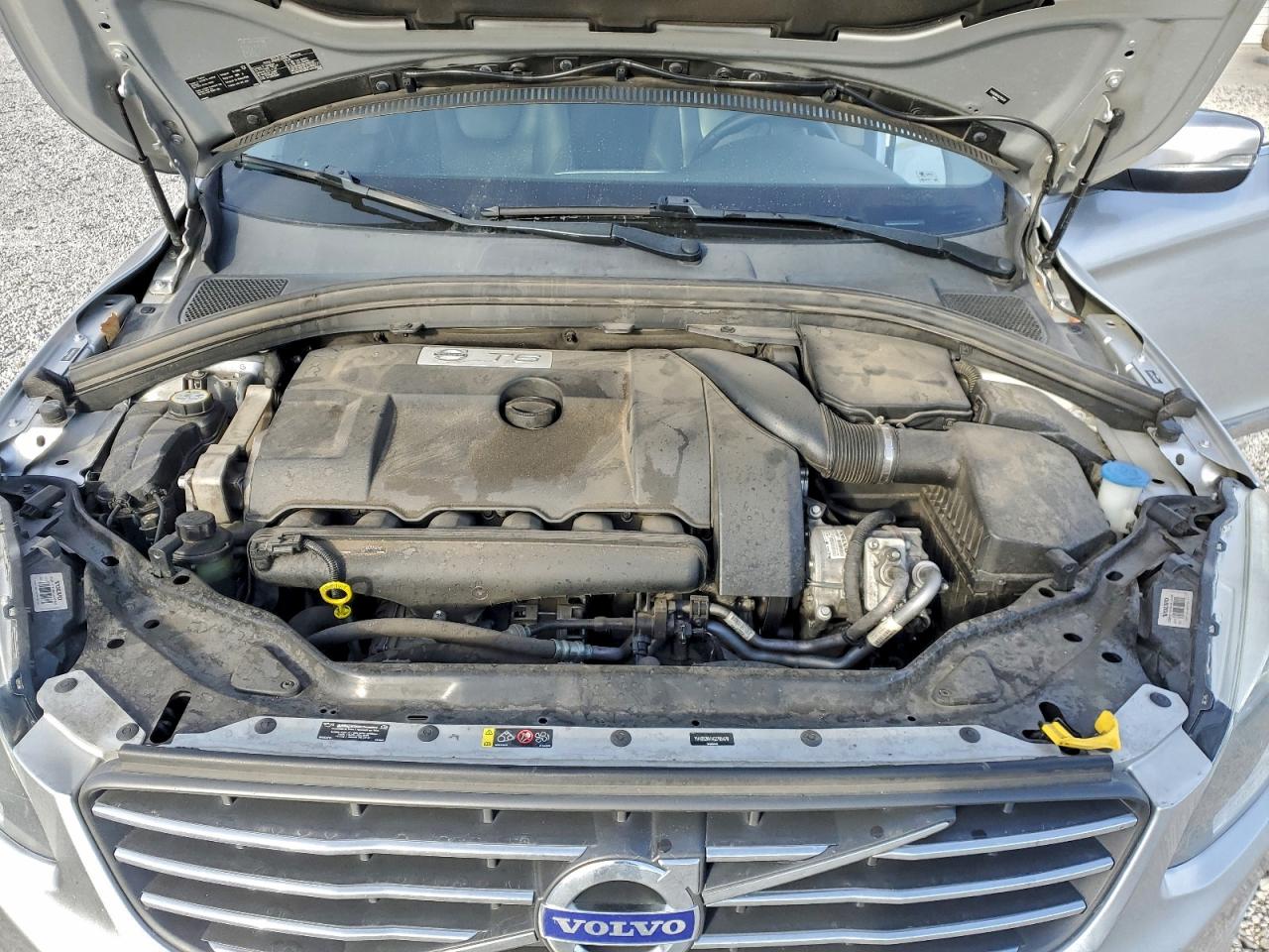 Volvo XC60 T6 Premier Image 12