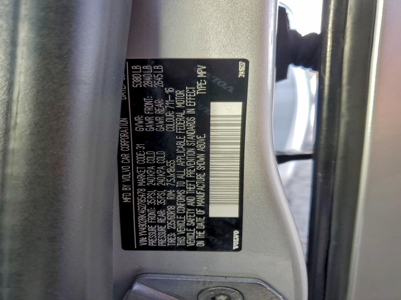 Volvo XC60 T6 Premier Image 13