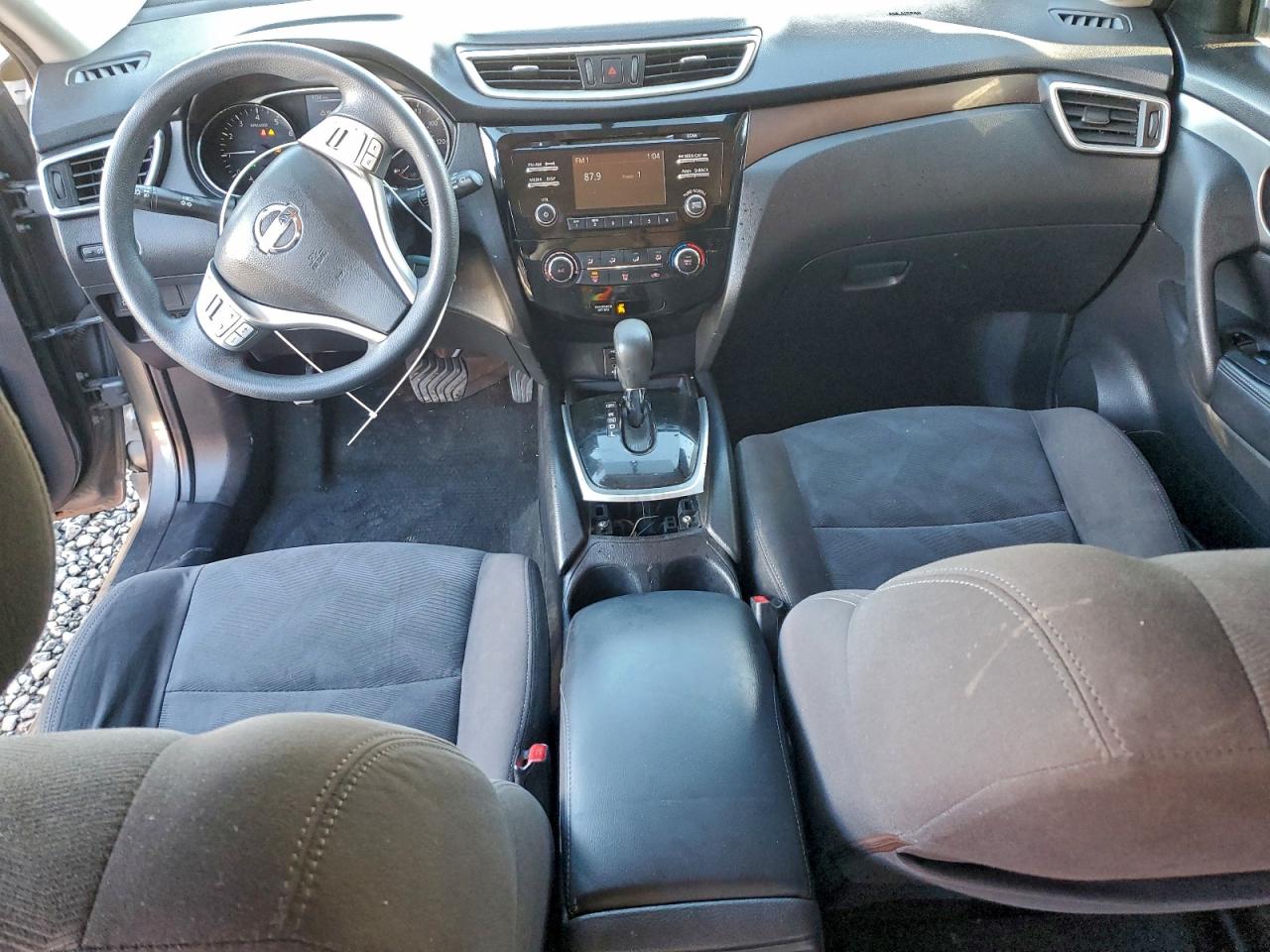 Nissan Rogue S Image 7