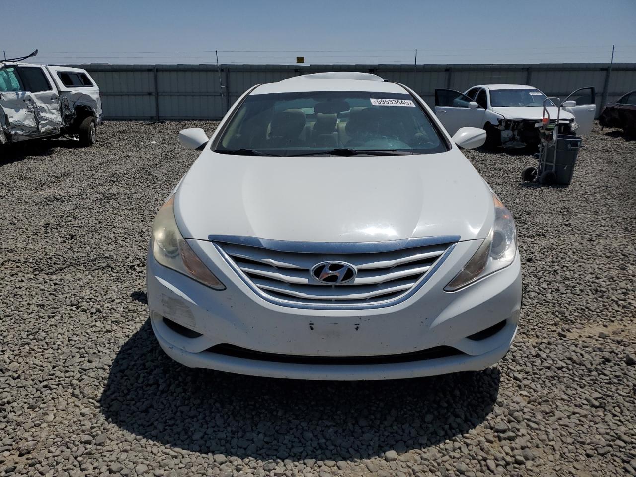 Hyundai SONATA Gls Image 4
