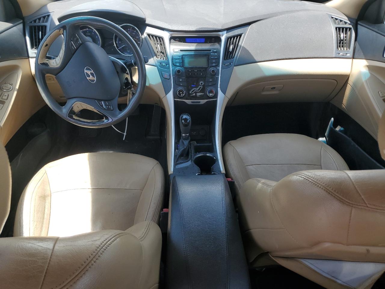 Hyundai SONATA Gls Image 7