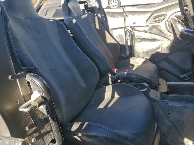 Kawasaki Teryx B Image 8