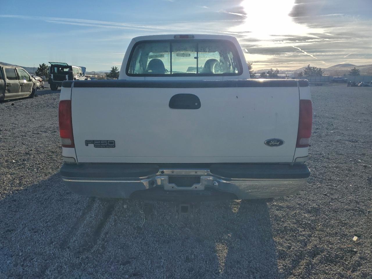 Ford F-250 Super Duty Image 2