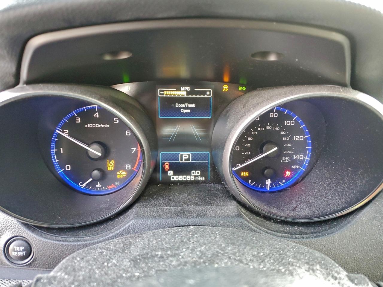 Subaru Legacy 2.5i Premium Image 2