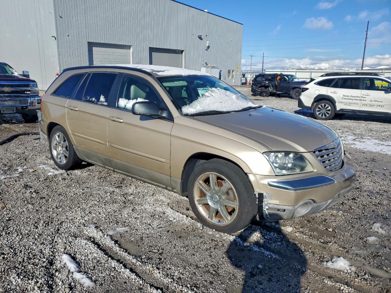 Chrysler Pacifica Touring Image 3