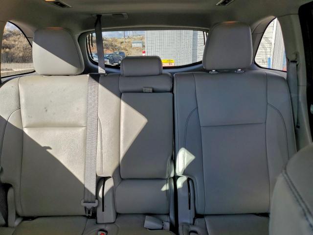 Toyota Highlander Se Image 5